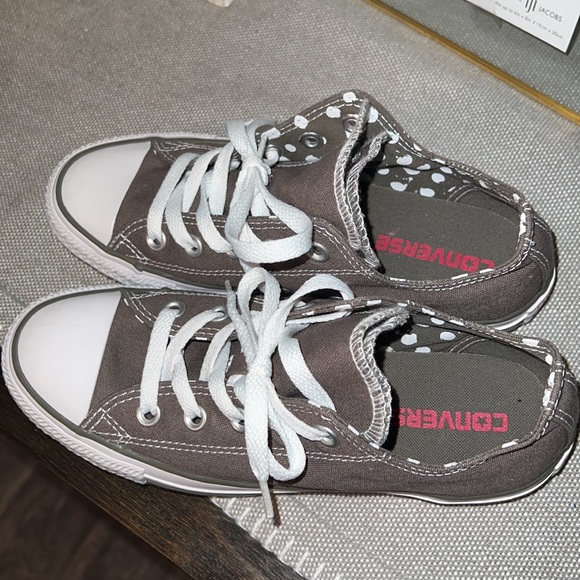 Converse - Picture 4 of 5